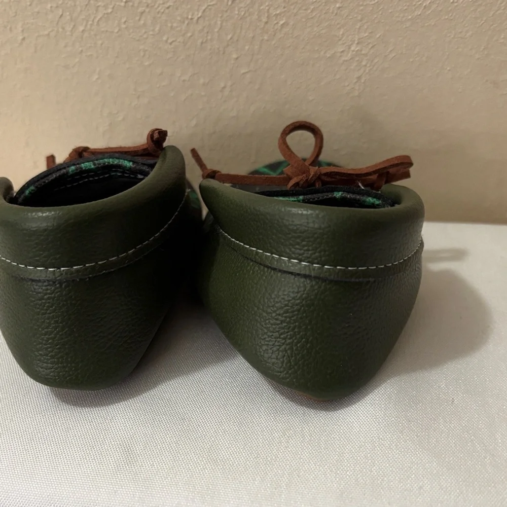 Texas Moccs Kids Moccasins with Green and Black Design